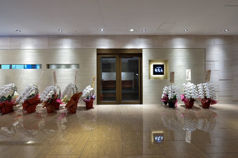 Welina Hotel Honmachi Osaka Buitenkant foto