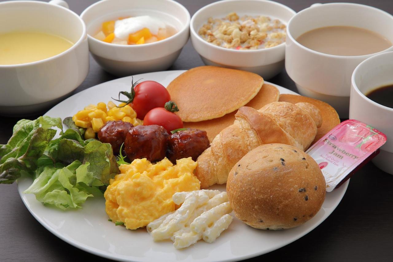 Welina Hotel Honmachi Osaka Buitenkant foto